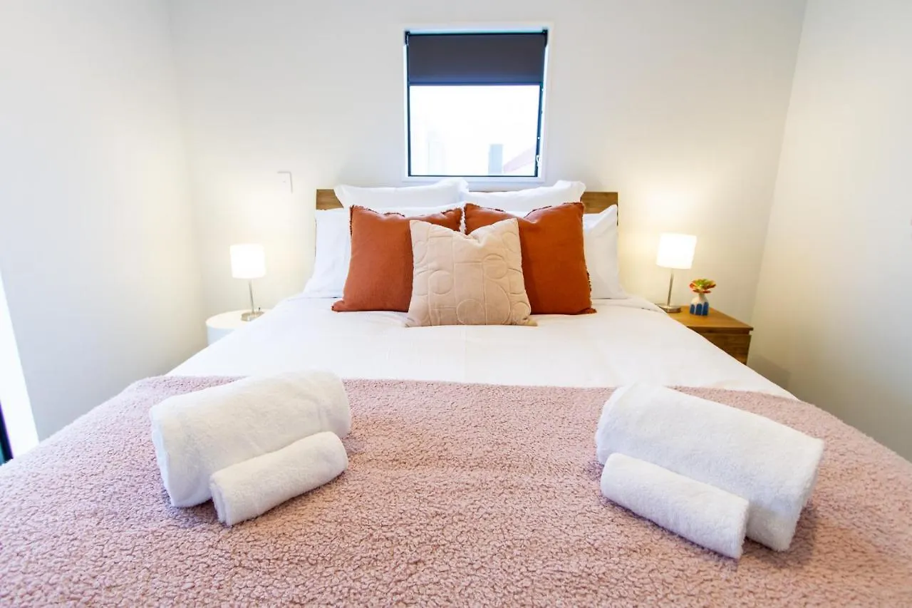 2 Bed Paradise Near Hagley Park Apartment Christchurch 0*,