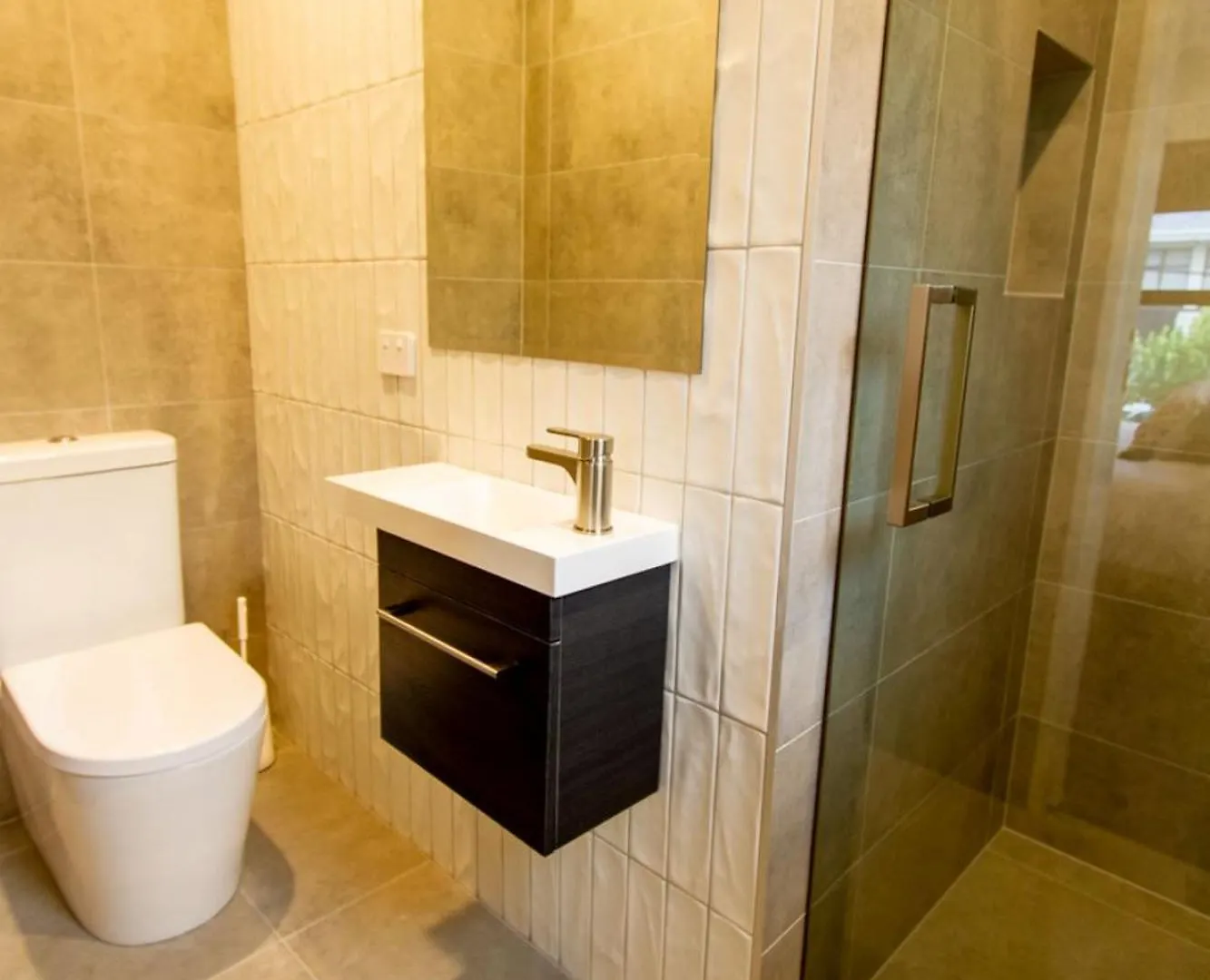 2 Bed Paradise Near Hagley Park Apartment Christchurch